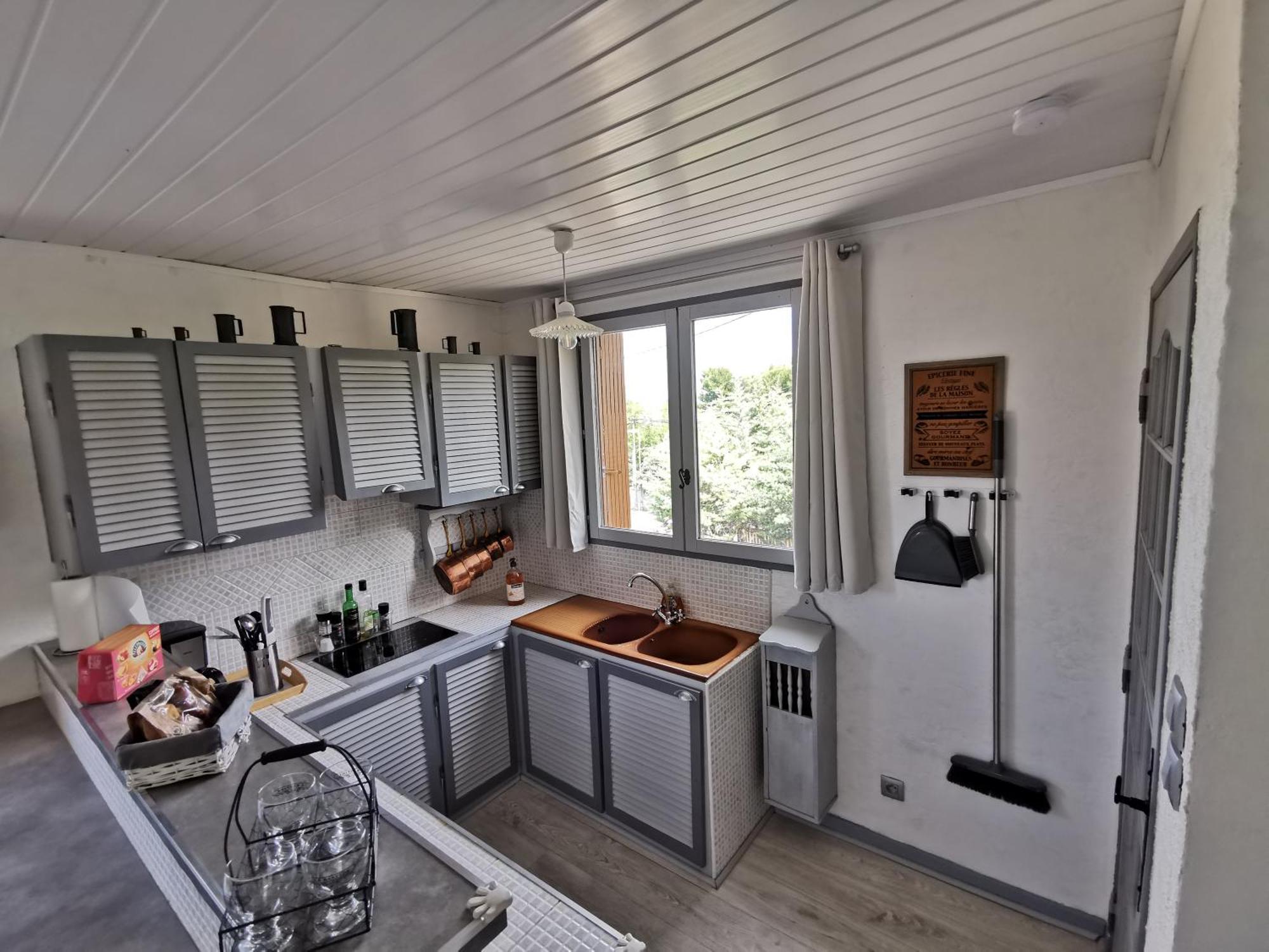Guest House Provencal Vitrolles  Rum bild